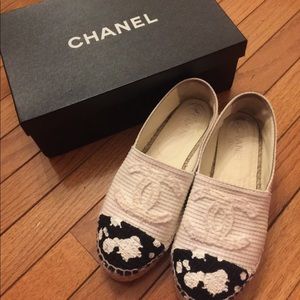 Chanel Espadrilles Flat Shoes 38 eu size 7